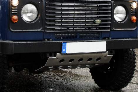 Zerlegbarer LM-Unterfahrschutz - Defender