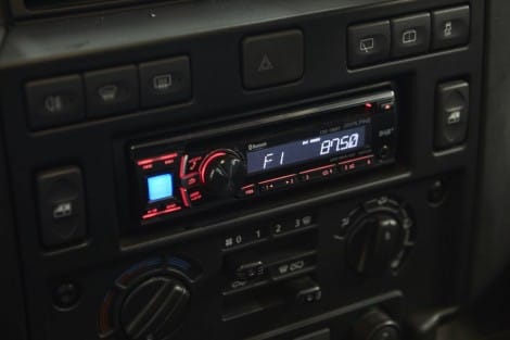 CD-/MP3-Radio mit Freisprecheinrichtung - Defender