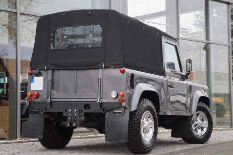 Hochwertiges Verdeck – Defender