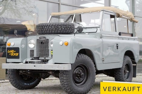 Land Rover 88 Series IIa Soft Top