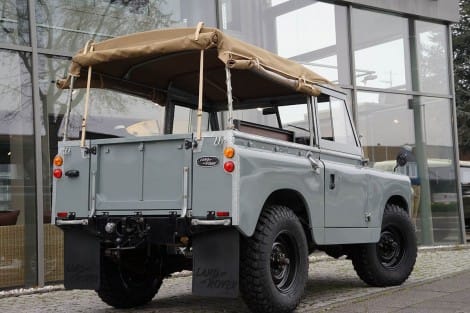 Land Rover 88 Series IIa Soft Top