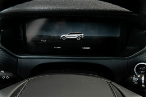 Land Rover Range Rover Velar L560 D300 R-Dynamic SE UPE 103.158 € ./. 25%
