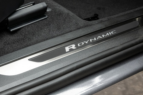 Land Rover Range Rover Evoque L551 D200 R-Dynamic HSE UPE 79.459 € ./. 25%