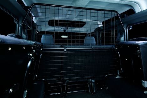 Laderaumabtrennung – Defender 110 Station