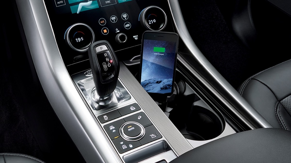 iPhone® ConnectandChargeDock