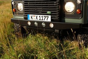 LM-Stoßfänger mit Fern- und Nebelscheinwerfern – Defender