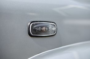 Rauchglas-Blinker, Satz – Defender