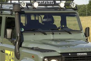 Hochgesetzter Lufteinlass mit Zyklon-Filter – Defender