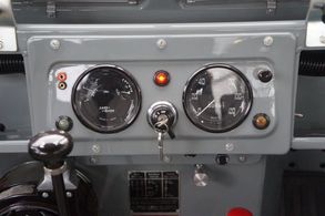 Land Rover 88 Serie II 2.2i Soft Top