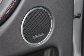 Land Rover Discovery Sport D180 R-Dynamic SE – UVP 65.803,00 ¤