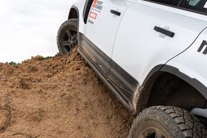 Flankenschutz mit Schutzrohr - New Defender