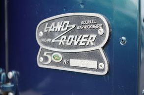 Land Rover Defender 90 50th Anniversary V8
