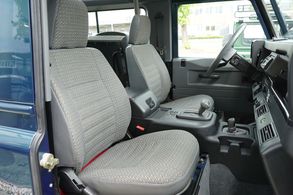 Land Rover Defender 90 50th Anniversary V8