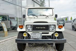 Toyota Land Cruiser FJ40 LV-KC Saloon 3-Türer