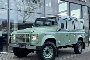 Land Rover Defender 110 2.2 TD4 Station Wagon Heritage