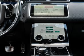Range Rover Velar D240 R-Dynamic SE