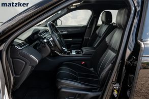 Range Rover Velar D240 R-Dynamic SE