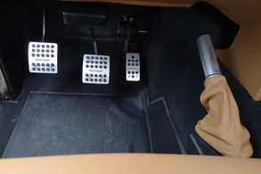 Land Rover Defender 110  2.4 TD4 HCPU “Vogue-Sondermodell”