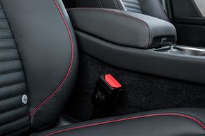 Land Rover Discovery Sport L550 D200 R-Dynamic HSE