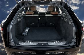 Range Rover Velar L560 D300 R-Dynamic HSE