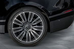 Range Rover Velar L560 D300 R-Dynamic HSE