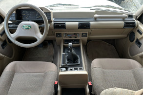 Land Rover Discovery 1 200 TDI “Edition Rainbow”