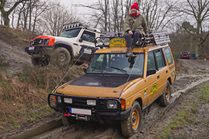 Land Rover Discovery Camel Trophy: Die Offroad Expedition I Rückwärtsgang I Garagengold